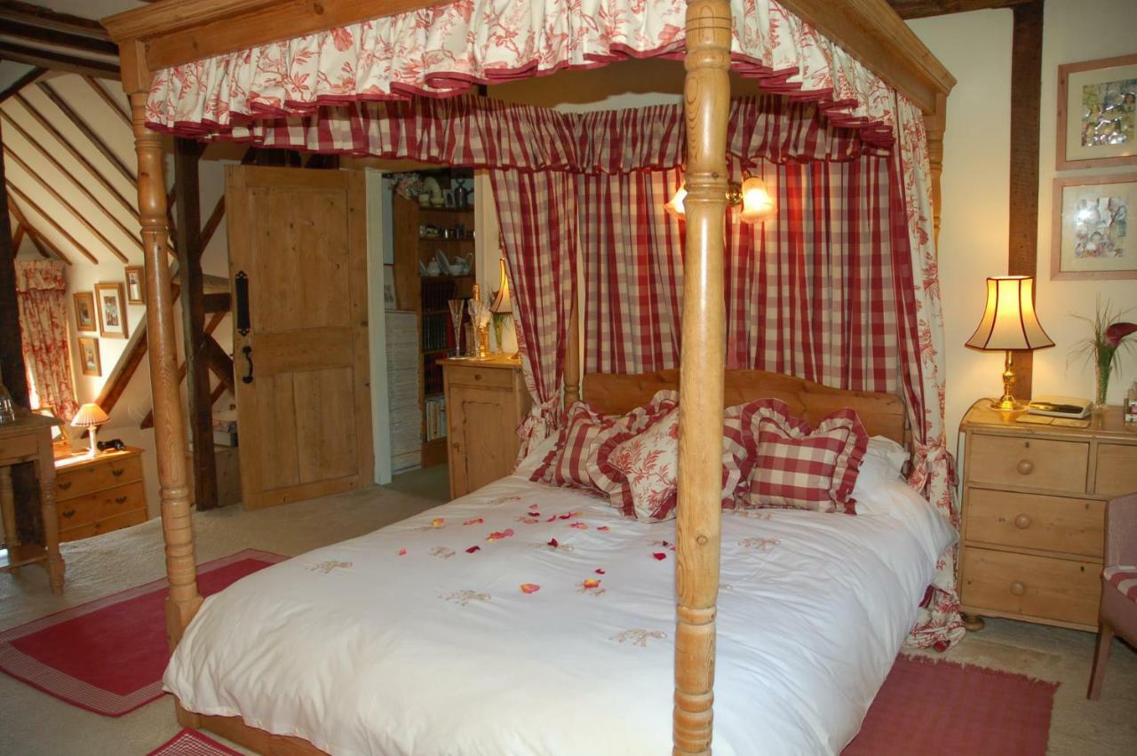 Clayton Wickham Farmhouse Hurstpierpoint Экстерьер фото