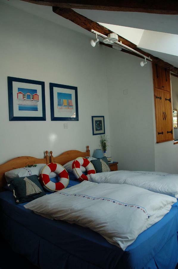 Clayton Wickham Farmhouse Hurstpierpoint Экстерьер фото