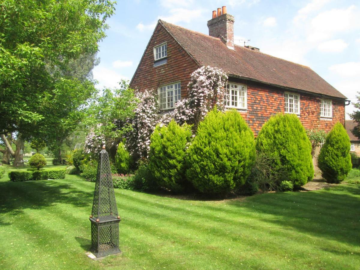 Clayton Wickham Farmhouse Hurstpierpoint Экстерьер фото